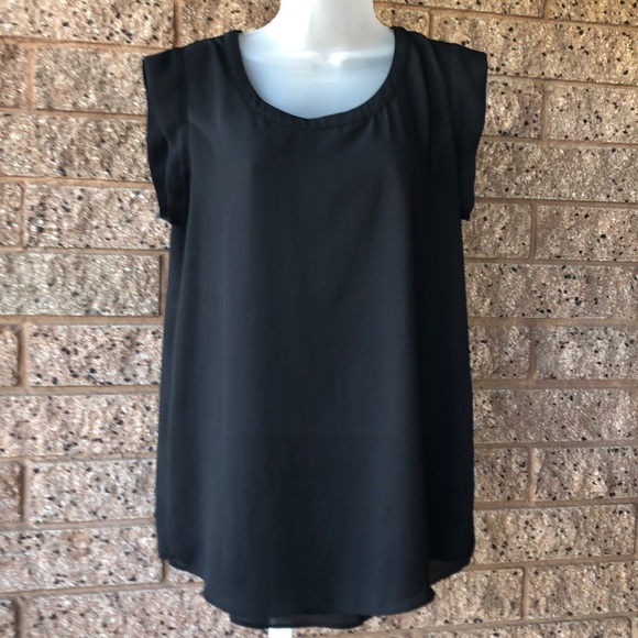 Pleione Tops - Pleione Semi Sheer Cap Sleeve Blouse EUC | M